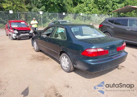 1998 Honda Accord Lx from USA, damaged, VIN 1HGCG5545WA033128